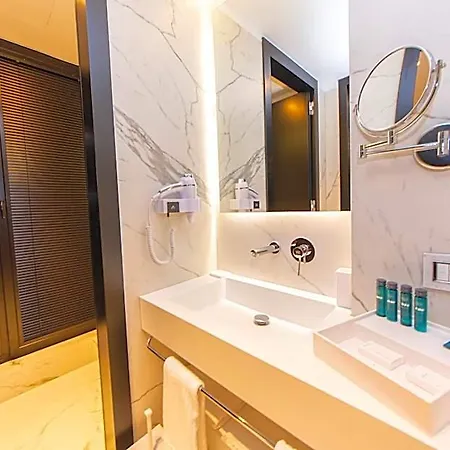 Unik 酒店 地拉那